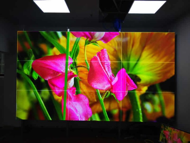 重慶某黨委辦公廳選擇愛(ài)普樂(lè)電子無(wú)縫拼接屏