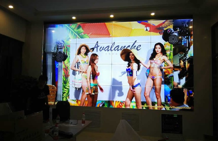 無(wú)縫拼接屏助力云南某鐵路局