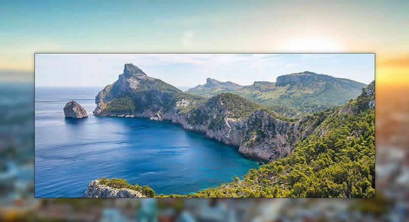 無縫拼接屏廠家需要緊跟時代發(fā)展腳步，迎來長遠(yuǎn)發(fā)展