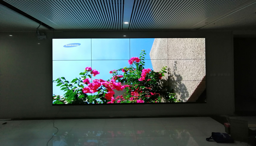 愛普樂55寸液晶拼接屏進(jìn)駐煙臺(tái)某重工集團(tuán)