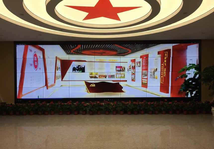 大型舞臺(tái)安裝LED全彩屏好還是液晶拼接屏好？