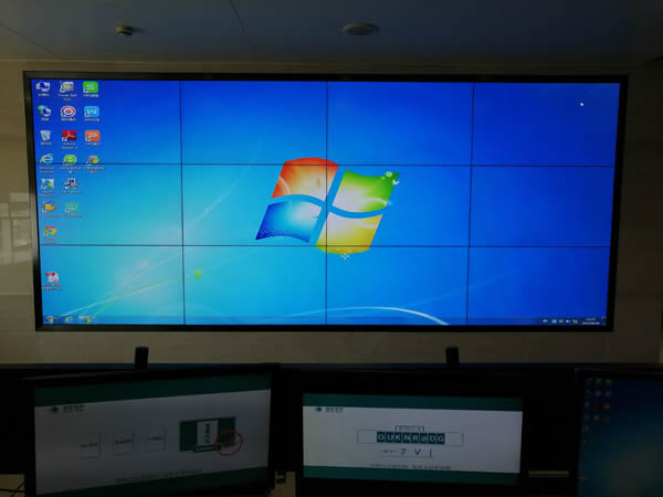 液晶拼接屏協(xié)助桿石橋國家電網(wǎng)營業(yè)廳工作開展，展現(xiàn)清晰亮麗畫質(zhì)